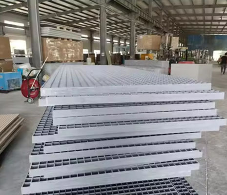 Σύγχρονο στυλ ΦΡΡ πίνακες πλέγματος ίνες γυαλιού φύλλο πλέγματος 1220x3660mm για το πλυντήριο αυτοκινήτων