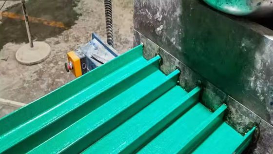 Φυτογυάλινη Grp Frp Αψίδα Καταιγίδα Καλύπτουν Pultruded Προφίλ για δεξαμενή λυμάτων