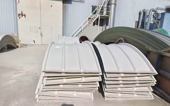 Πλάκα κάλυψης FRP αντι-διάβρωσης πάχους 1 mm-10 mm για δεξαμενές αποβλήτων